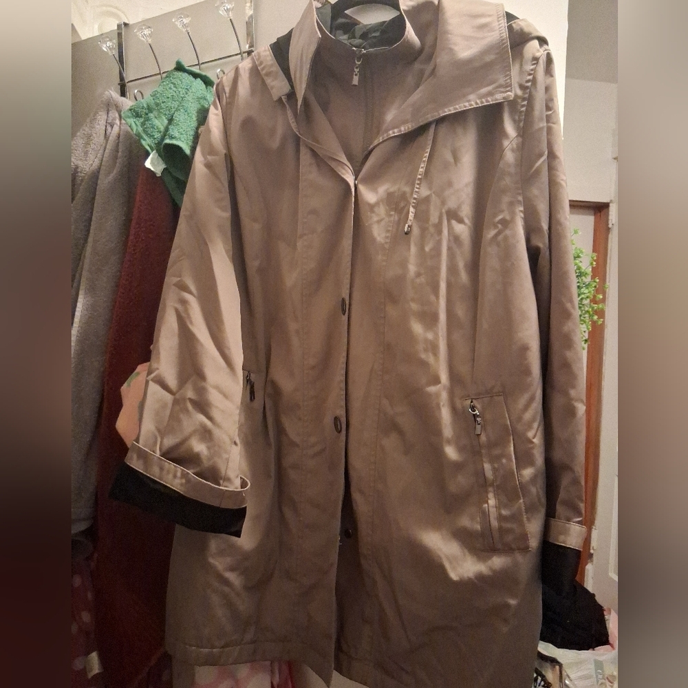 Luxury Fleet Street Windbreaker Jacket